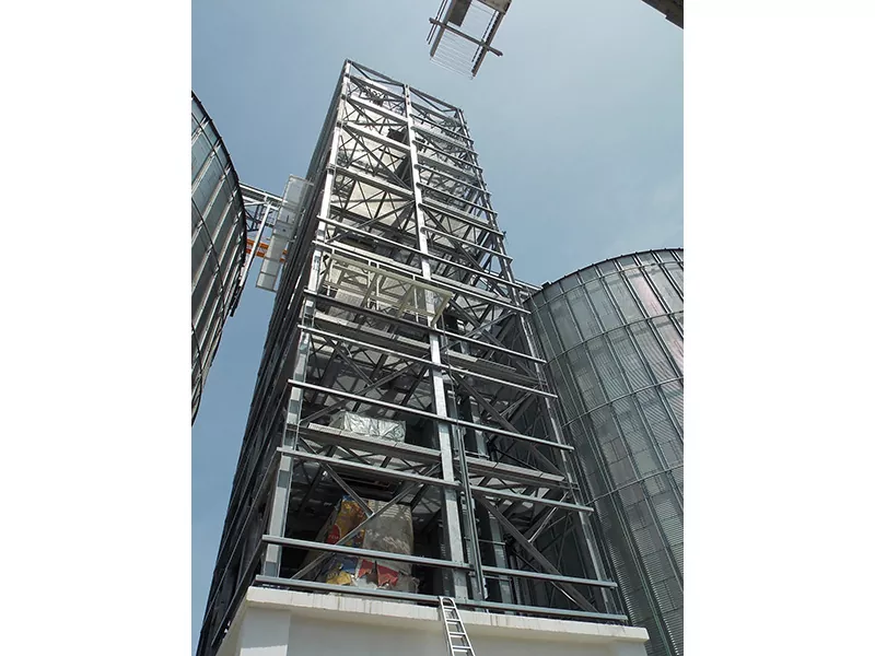 Apa sing Nggawe Bangunan Menara Baja Penting ing Infrastruktur Modern?