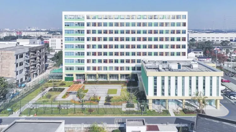 Rangka Baja Gedung Rawat Jalan Kesehatan Mental