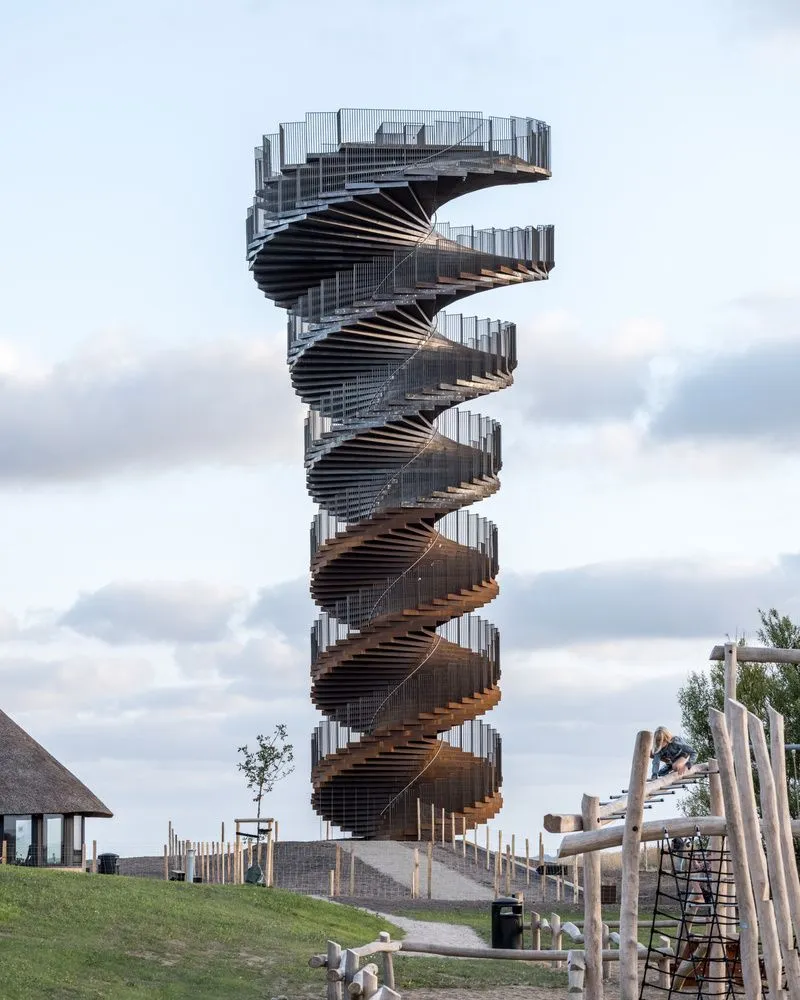 Gedung Steel Landscape Tower